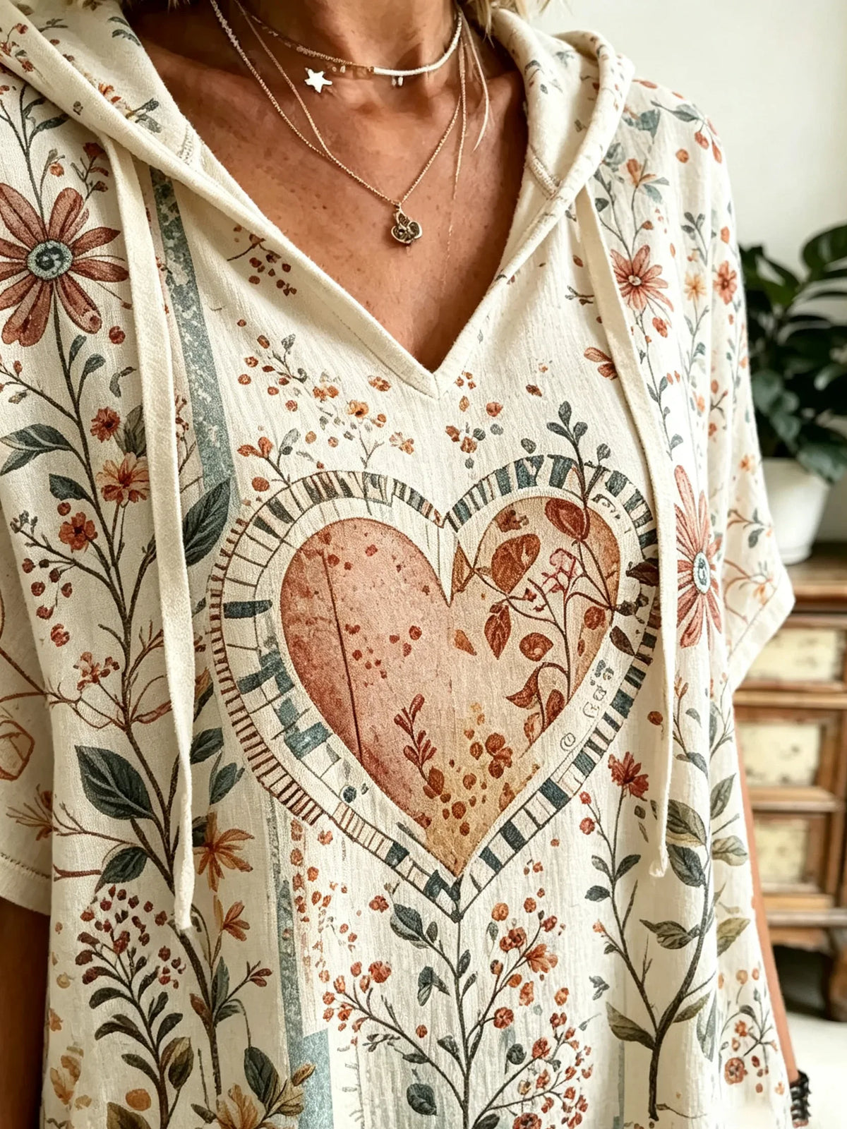 Women Washed Heart Floral Art Print Hooded Short Sleeve Top